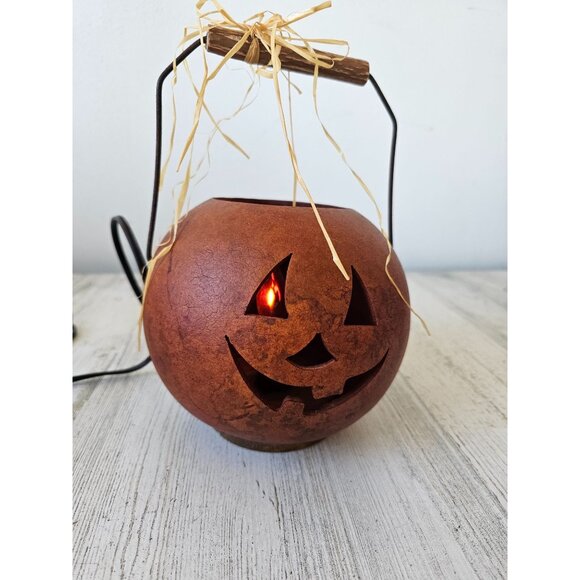 Meadowbrooke gourds light up pumpkin Halloween jack o lantern decor flicker uniq - Picture 1 of 10